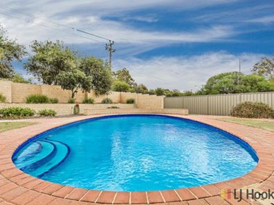 2/3 Derrington Crescent, Balga WA 6061