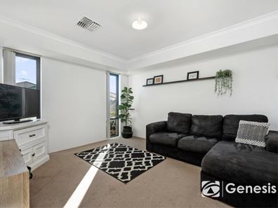 3 Lanciano Way, Piara Waters WA 6112