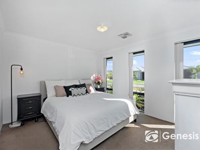 3 Lanciano Way, Piara Waters WA 6112