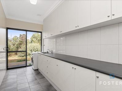 115 Tuart Road, Oakford WA 6121