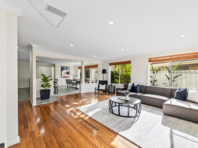 9 Mackerel Court, Sorrento WA 6020