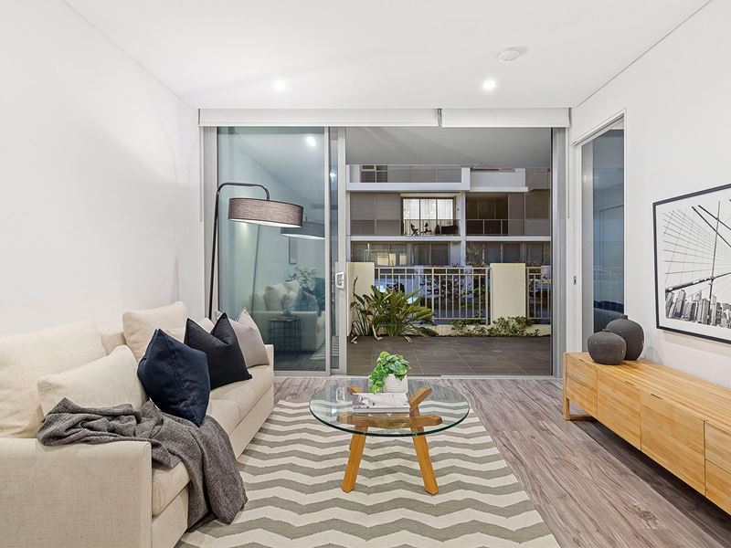 2/8 Moreau Parade, East Perth WA 6004