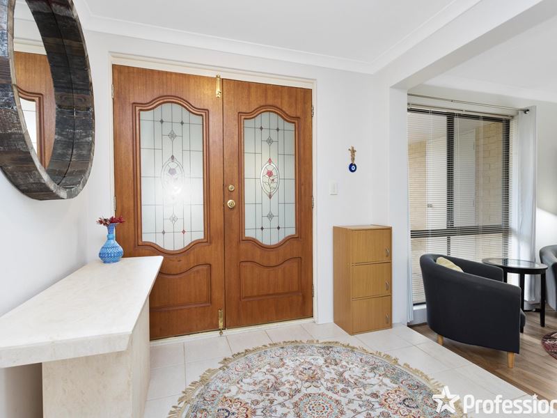 82 Sandringham Promenade, Canning Vale WA 6155