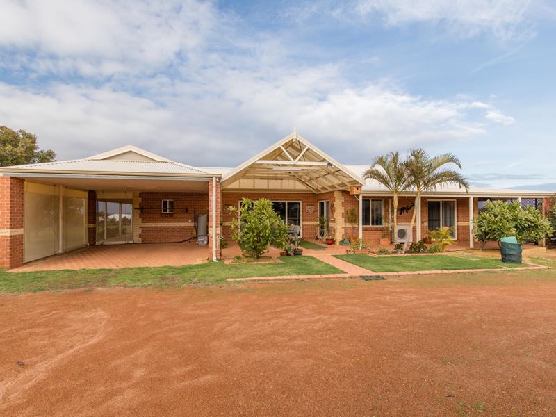 10 Parmelia Boulevard, White Peak