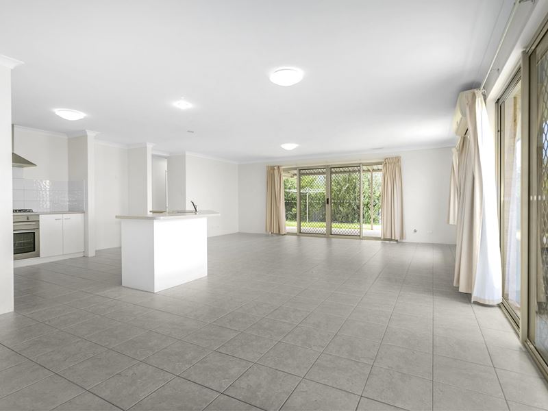 6 Whitworth Drive, Sunset Beach