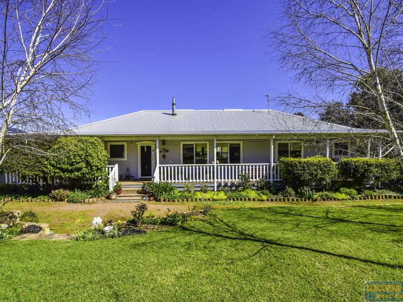 10 Golden Ash Rise, Bridgetown