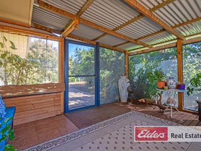 11 Burvill Road, Gledhow WA 6330