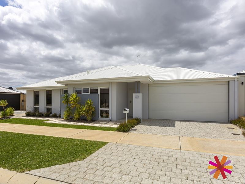 24 McPhee Road, Hammond Park
