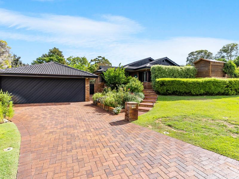 29 Warralong Crescent, Coolbinia