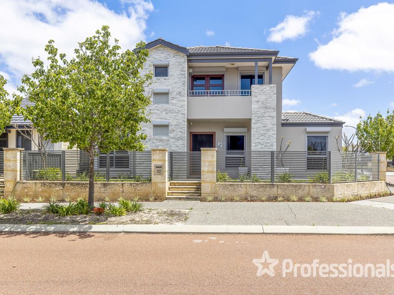 52 Lago Promenade, Aveley