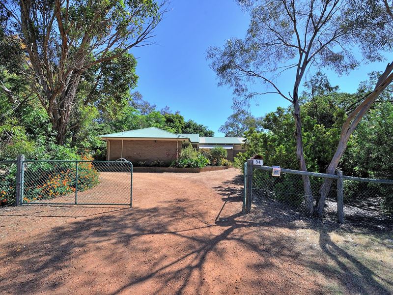 84 Clarence Way, Champion Lakes