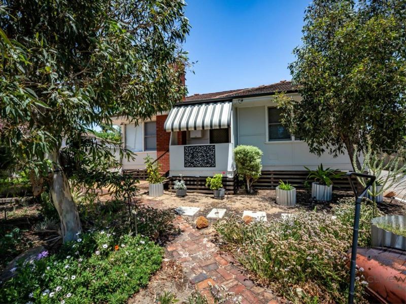 14 Compton Street, Rangeway