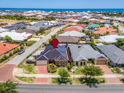 202 Peelwood Parade, Halls Head WA 6210