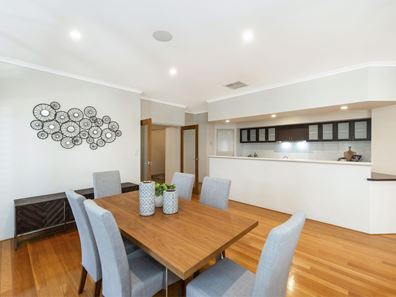 49 Waterperry Drive, Canning Vale WA 6155