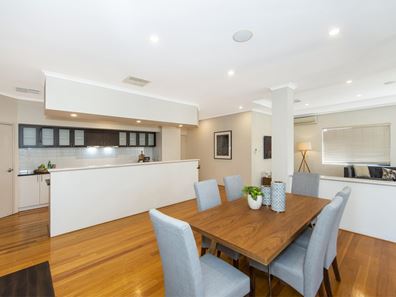 49 Waterperry Drive, Canning Vale WA 6155