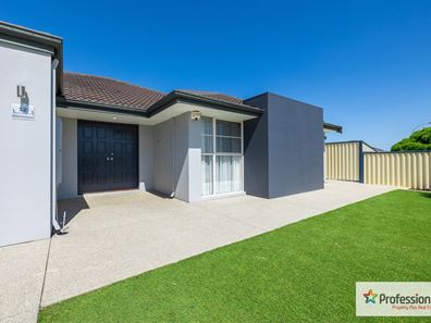12 Gateway Boulevard, Canning Vale WA 6155