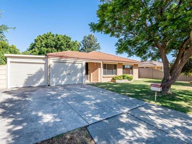 30 Chisholm Circle, Seville Grove WA 6112