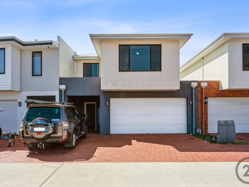 32 Coco Drive, Falcon