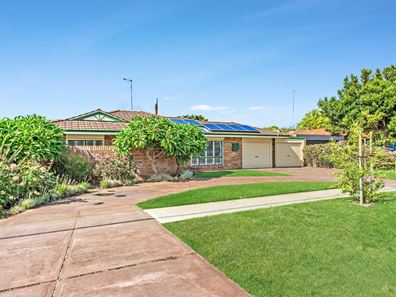 61 Malibu Road, Safety Bay WA 6169