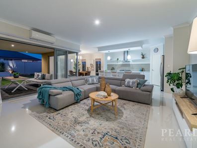 4 Orlop Way, Alkimos WA 6038