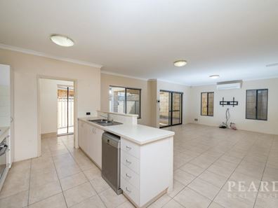 6 Ely Place, Clarkson WA 6030