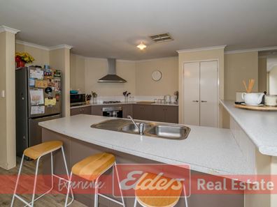 17 Colreavy Ramble, Baldivis WA 6171