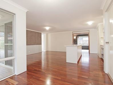 8 Galatea Pass, Ellenbrook WA 6069