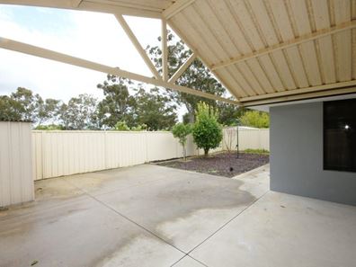 10 Milano Loop, Seville Grove WA 6112