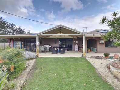 61 Cardington Way, Huntingdale WA 6110