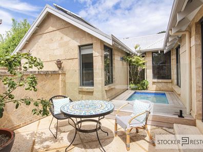 6 Peregrine Court, Dunsborough WA 6281