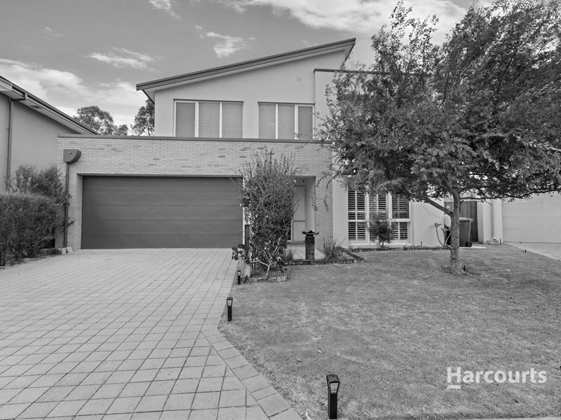5 Whitley Place, Meadow Springs