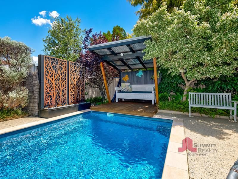 24 Isandra Bend, Glen Iris WA 6230