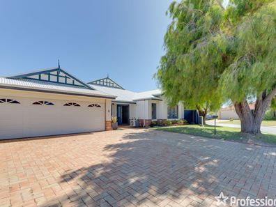 6 Knutsford Crescent, Port Kennedy WA 6172