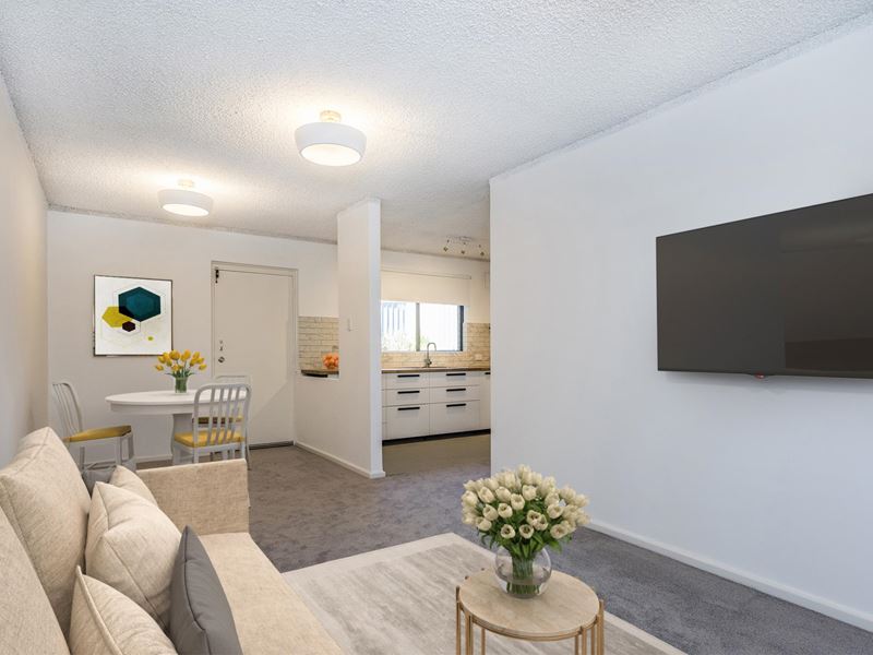 2/4 Ryrie  Avenue, Como