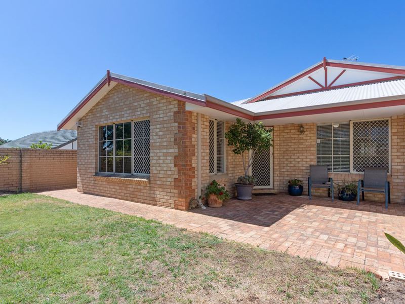 1/36 Crawshaw Crescent, Manning
