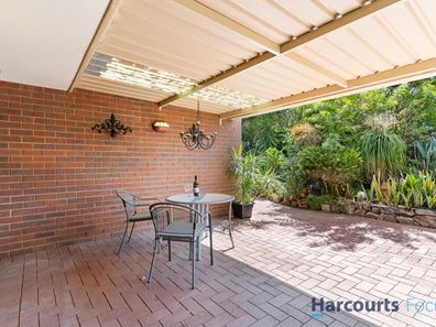 22 Dagmar Way, Swan View WA 6056