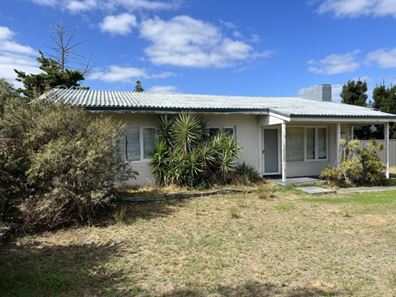 11 Wright Street, Withers WA 6230