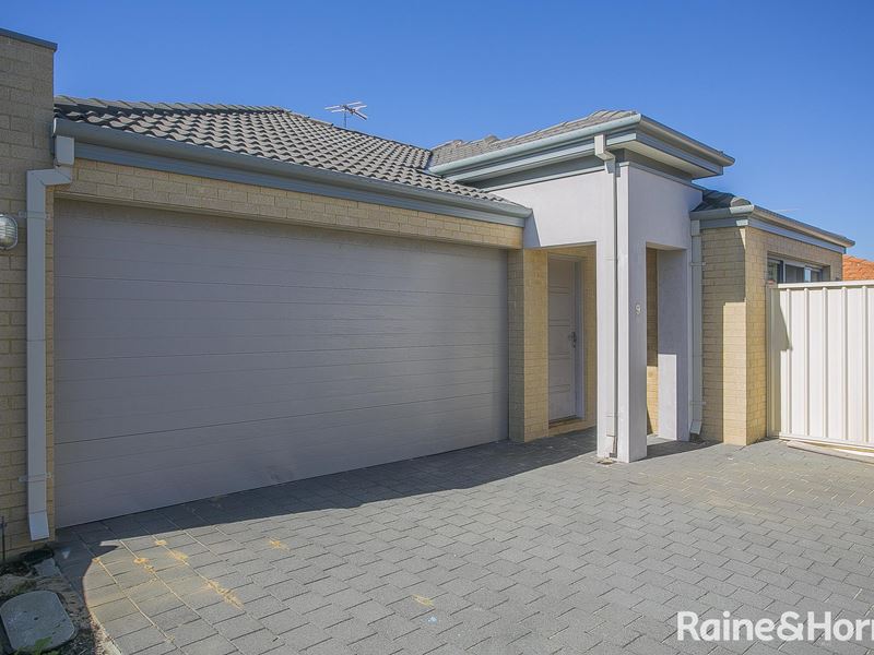 9/3 Spring Avenue, Midland