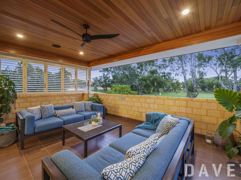 1 Amethyst Way, Carine