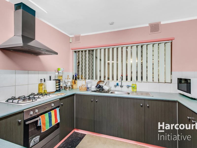 6 Hainsworth Avenue, Girrawheen