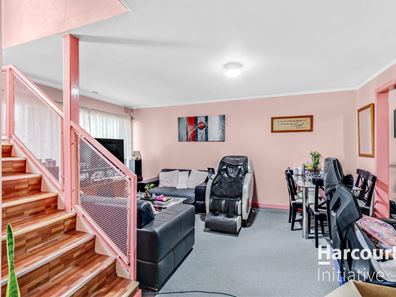 6 Hainsworth Avenue, Girrawheen WA 6064