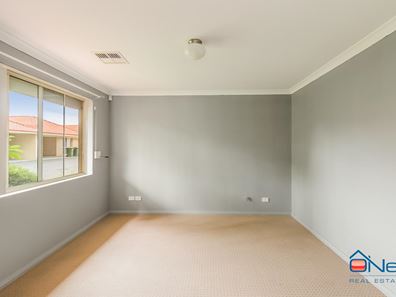 19/135 Challis Road, Seville Grove WA 6112