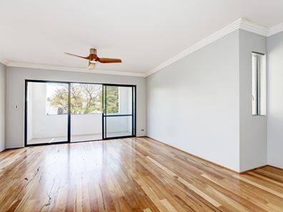 2/2 Abbey Road, Armadale WA 6112