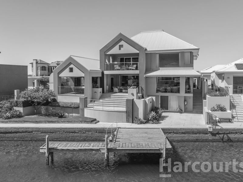 34 Finistere Island Retreat, Halls Head