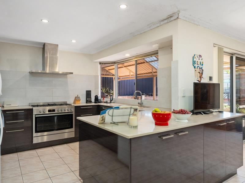 96 Trailwood Drive, Woodvale