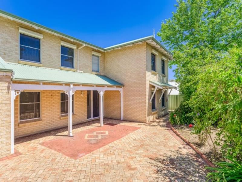 17A Mosaic Street, Shelley