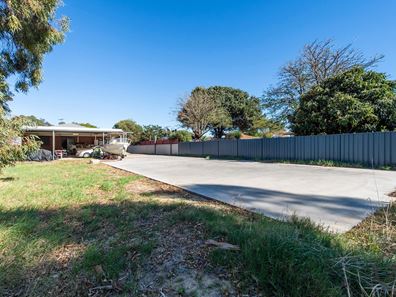 10 Jubilee Drive, Pinjarra WA 6208