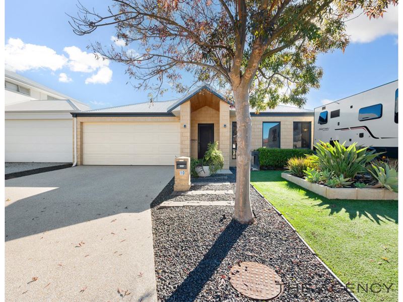 10 Dorchester Turn, Canning Vale WA 6155