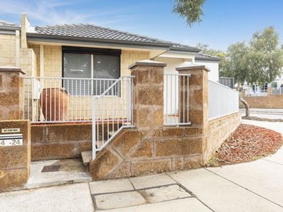 4/24 Porrecta Link, Banksia Grove WA 6031