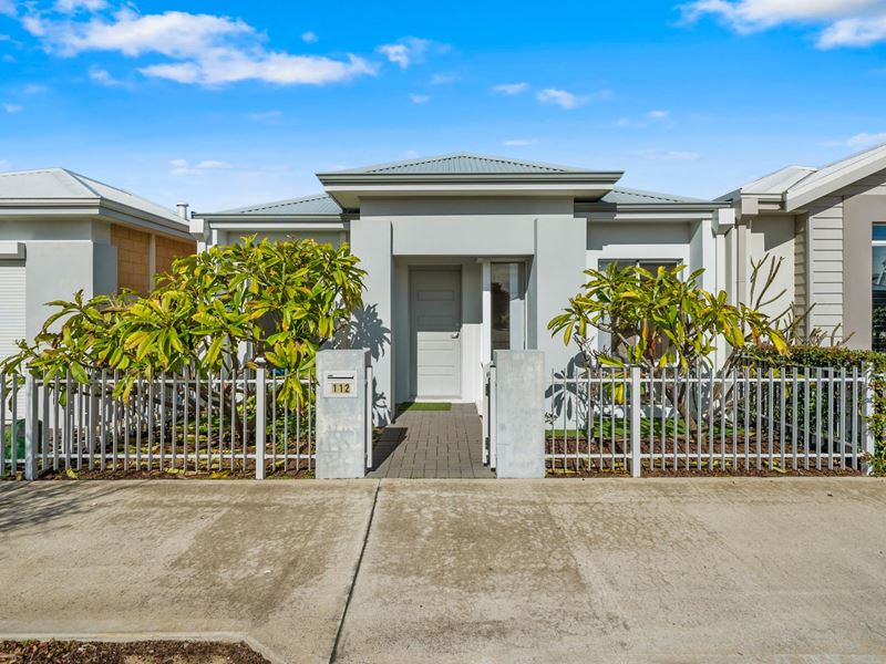 112 Bridgewater Boulevard, Erskine